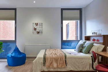 Deluxe Studio - Image 3